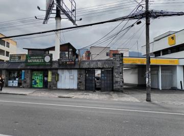Casa · 371m² · 7 Habitaciones · 3 Estacionamientos · Vendo Casa Rentera Sobre La Av 6 de Diciembre y El Inca