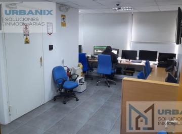 Oficina comercial · 62m² · 2 Estacionamientos · Oficina en Venta