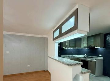 Departamento de 2 habitaciones, · Rento Departamento 2 Dorm. Monteserrin