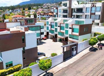 Casa de 3 habitaciones, Quito · Casa de 277 m² con 3 Dorm. en Venta en San Juan de Cumbayá