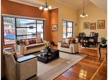 Casa de 9 habitaciones, Cuenca · Vendo Casa Rentera de 3 Plantas con 2 Departamentos en San Sebastian
