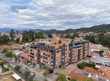 Departamento · 97m² · 2 Habitaciones · 1 Estacionamiento · En Venta Departamento en Edificio Atlantida Sector Tres Puentes Cuenca