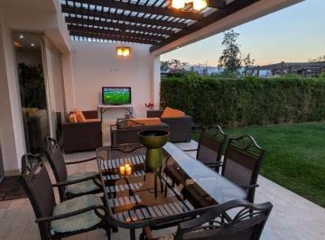 TERRAZA Y PERGOLA · Vendo Casa en Tanda de 3 Dorm..