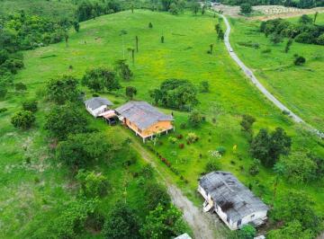 Hacienda-Quinta de 7 habitaciones, Quininde · Hacienda en Venta en El Cantón Quininde