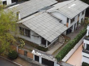 Sector Coruña y Orellana

¿Buscas una propiedad con ubicación estratégica y gran · Terreno de Venta 822 m² con Casa de 500 m² – Gran Potencial Comercial Sector Av Coruña y Orellana