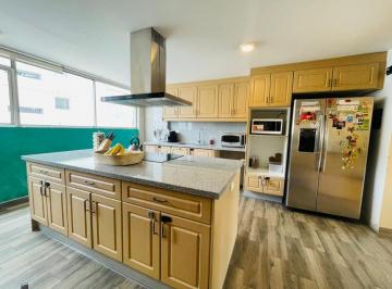 Departamento de 2 habitaciones, Quito · Departamento de 167 m² con 2 Dorm. en Venta en La Mariscal