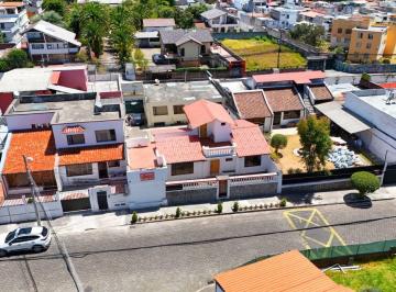 Casa de 3 habitaciones, Quito · Casa en Venta de Una Planta | Conocoto