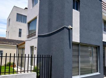 Casa de 3 habitaciones, Quito · Casa Remodelada Como Nueva