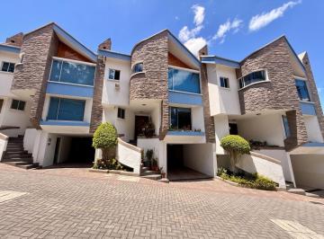 Casa · 140m² · 3 Habitaciones · Vendo Casa de 140 m² Habitables, 3d Santa Lucía (Norte de Quito)