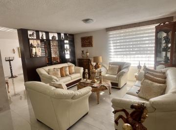Departamento · 118m² · 3 Habitaciones · 2 Estacionamientos · Departamento Remodelado de Venta en La Luz