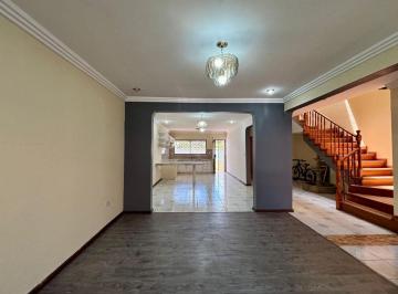 Casa de 4 habitaciones, Cuenca · Casa en Venta en Totoracocha – Sector Empresa Eléctrica