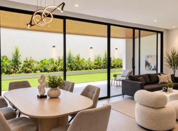 Departamento de 2 habitaciones, Quito · Departamento 2 Dorm. con Jardin. Piscina, Gym, Bb1 Fire Pit, Pet Zone