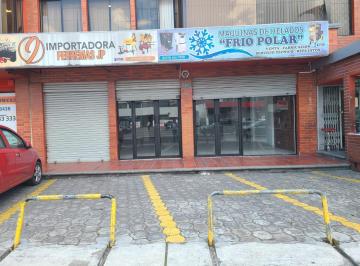 Local comercial · Local Comercial en Renta 150 m² 2 Parqueaderos, 2 Baños Sector La y