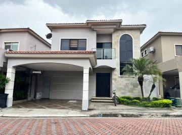 Casa de 3 habitaciones, Guayaquil · Casa de Venta en Km 2.5 Vía Samborondón