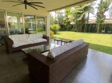 Casa de 4 habitaciones, Guayaquil · Urbanización Puerto Azul. Vendo Casa de Dos Plantas, Excelente Ubicación, Esquinera Acabados de Lujo