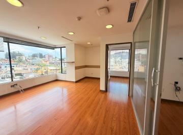 Oficina comercial , Quito · Se Renta Oficina en El Edificio World Trade Center