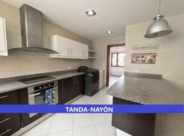 Casa de 3 habitaciones, Quito · Linda Casa de Tres Habitaciones de Venta en Conjunto de Tanda - Nayón!