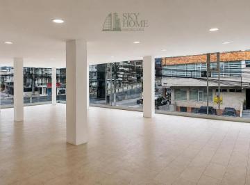 Local comercial , Quito · Renta Local Esquinero - República y Azuay, La Carolina - Alta Visibilidad