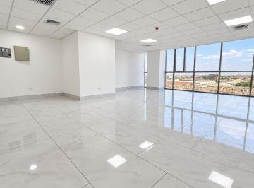 Oficina comercial , Guayaquil · Oficina en Venta en Titanium 1, Ciudad Millenium | 62 m², Vista Frontal y Parqueo