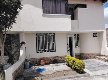 Casa de 3 habitaciones, Quito · Vendo Casa Dentro de Conjunto, San José de Yaruquí (Bc)
