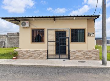 Casa de 2 habitaciones, Guayaquil · Vendo Casa en Mi Lote Dos Habitaciones Dos Baños Completos