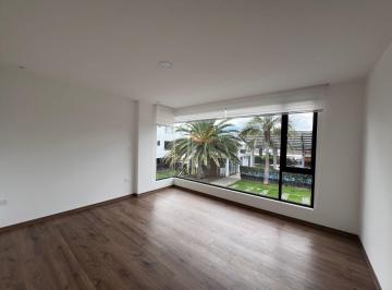 Casa en Venta de 2 habitaciones Tumbaco · Casa Tipo Loft de Dos Dorm. Tumbaco en Venta