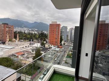 BALCON Y VISTA A LA CARONILA · Suit con Vista a La Carolina