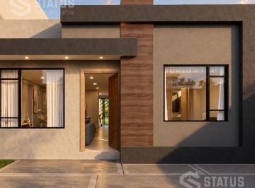 Casa · 220m² · 3 Habitaciones · 2 Estacionamientos · Venta de Casa Independiente de Una Sola Planta en Conocoto ¡Aplica Crédito Miti – Miti o Vip!