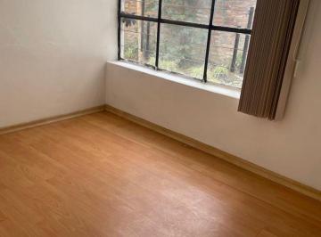 Oficina comercial , Quito · Rento Casa Comercial 242 m², Muy Buen Estado, Calle Triana y Orellana