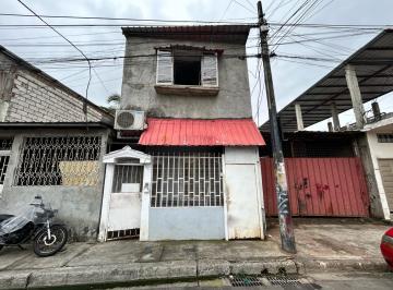 Casa · 157m² · 4 Habitaciones · Casa en Venta en La 19 y La K, Sur de Guayaquil Joeg