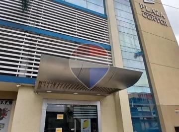 Oficina comercial · 50m² · 1 Estacionamiento · Venta Oficina Amoblada y Parqueo Edif Plaza Center