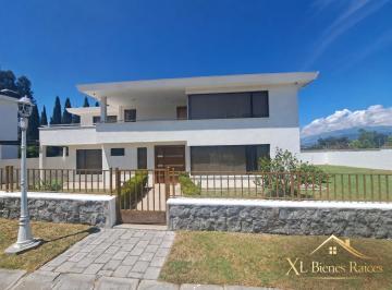 Casa 600m² Alquiler Tumbaco · Casa en Alquiler de 360 m², Ubicada en Tumbaco, Sector Hilacril