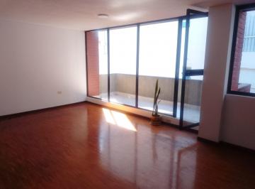 Departamento · 190m² · 3 Habitaciones · 2 Estacionamientos · En Venta Departamento 3 Hab Dúplex Remodelado – Pradera