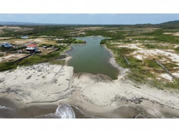 Terreno / Lote , Playas · Terreno en en La Playa El Pelado Engabao