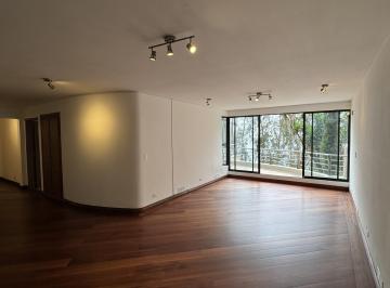 Departamento · 103m² · 1 Habitación · 2 Estacionamientos · Venta Amplia Suite 103 m² en Altos de Guápulo Sector González Suárez - Quito