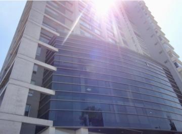 Oficina comercial · 120m² · 2 Estacionamientos · Jbc Oficina en Venta – Av Shyris y Naciones Unidas, Quito – 120