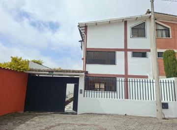Casa de 5 habitaciones, Quito · Vendo, Sector Colegio Becquerel Casa de 306 m² con 5 Habitaciones