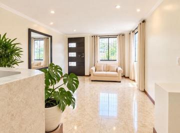 Oficina comercial , Cuenca · Arriendo Local Comercial Sector Coliseo Mayor $950