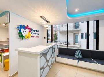 Consultorio de 3 habitaciones, Quito · En Renta Oficina Amoblada 70 m² - La Carolina