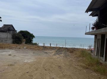 Terreno / Lote , Manta · Terreno de Venta Frente Al Mar en Manta