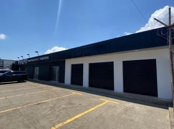 Local comercial · 148m² · 2 Estacionamientos · Local Comercial - Sur de Manta