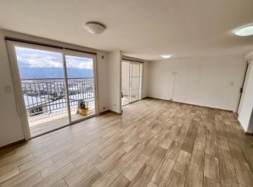 Departamento · 85m² · 3 Habitaciones · 1 Estacionamiento · Rento Depto 3 Habitaciones en Carcelen