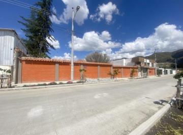 Casa · 650m² · 4 Habitaciones · 10 Estacionamientos · Casa en Alquiler Frente Al Nuevo Challuabamba Shopping Cuenca - Ec
