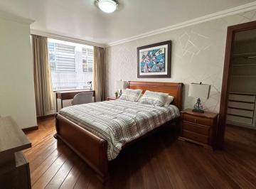 Departamento de 3 habitaciones, Quito · Ubicado en Sector República de El Salvador Departamento Amplio en Venta
