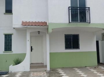 Casa de 3 habitaciones, Guayaquil · Alamos Norte: en Alquiler Impecable Casa 3 Habitaciones en Sector Cerrado