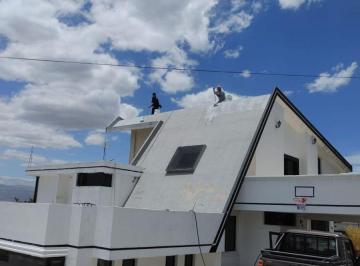 Casa de 6 habitaciones, Quito · Casa en Venta