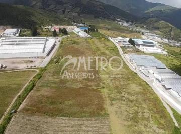 Terreno / Lote · 2m² · Terreno en Venta de 2 Hectáreas Industrial Calacalí