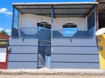 Casa de 3 habitaciones, Montecristi · Casa de Venta en Urbanización Privada Montecristi