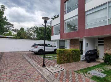 Casa · 226m² · 3 Habitaciones · Casa en Renta, Sector Tumbaco