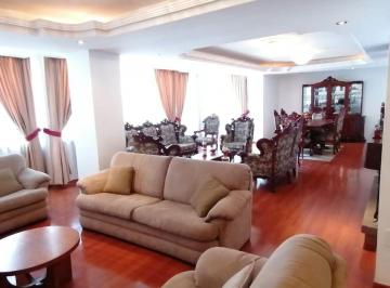 Departamento de 3 habitaciones, Quito · Departamento Amoblado de Arriendo, República del Salvador, 240 m, $1.450, Jd